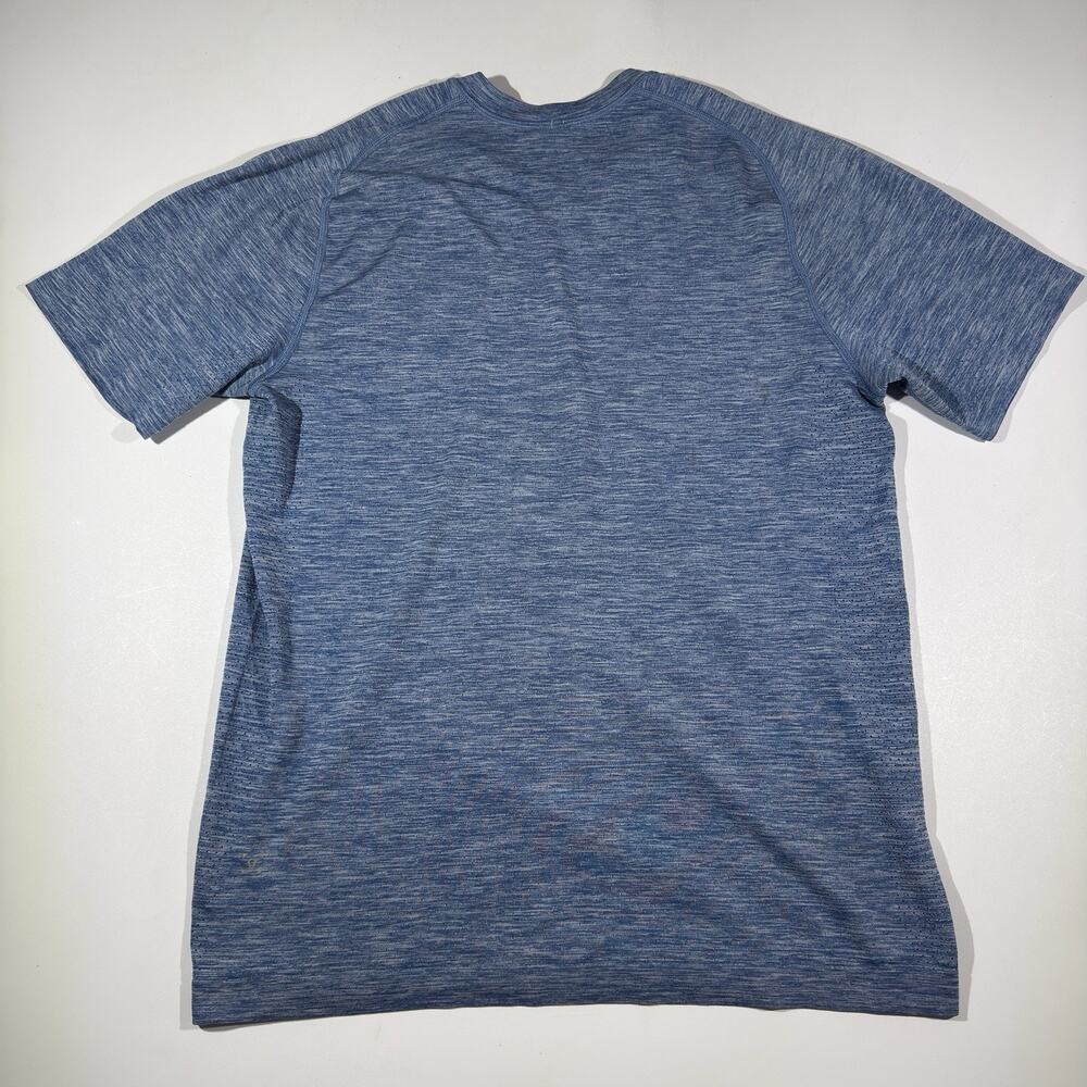 Lululemon Men’s Metal Vent Tech Short Sleeve Size Medium Workout Run Summer - Picture 4 of 7